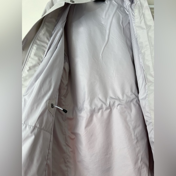**sold elsewhere** Marmot Wend Goretex long jacket, grey and peach, size medium - Picture 6 of 17